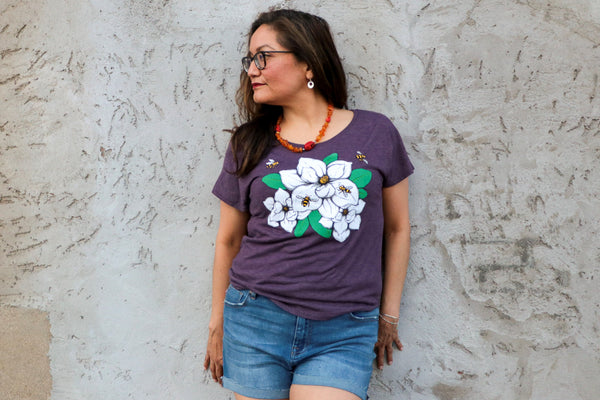 Magnolia & Honey Bees Women's T-shirt